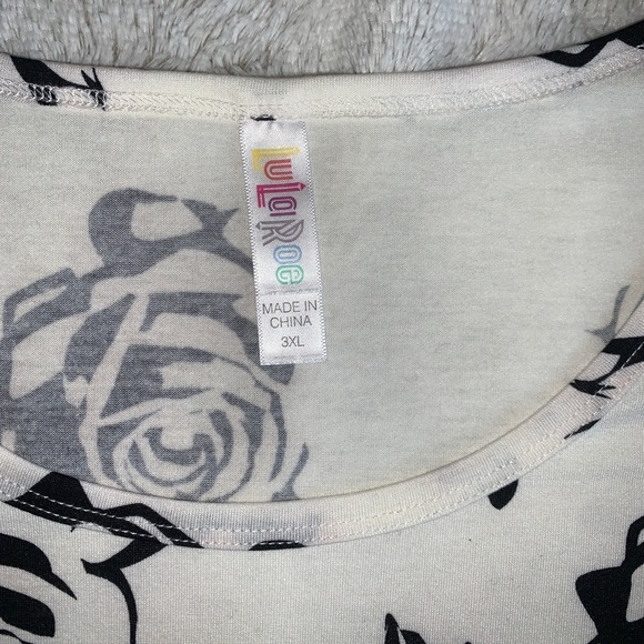 NWT - LuLaRoe Floral Top - Picture 6 of 8